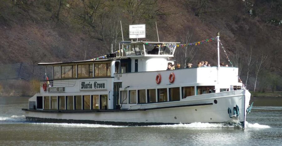 1 hour boat cruise with fragrant coffee and homemade strudel - Key points to know before booking