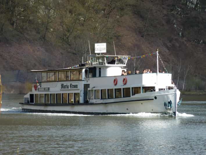 1 hour boat cruise with fragrant coffee and homemade strudel - What the one-hour cruise is really like