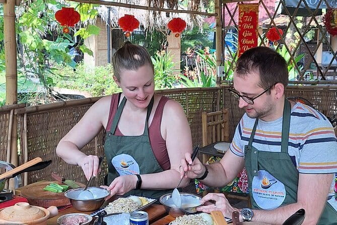 1 hour Egg Coffee Cooking Class with Snack and Local Instructor - A simple Vietnamese coffee method, shown step by step