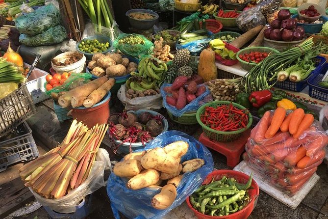 3 Dishes cooking + Egg Coffee bonus & Local Market Tour - Back to the kitchen: preparation before the heat