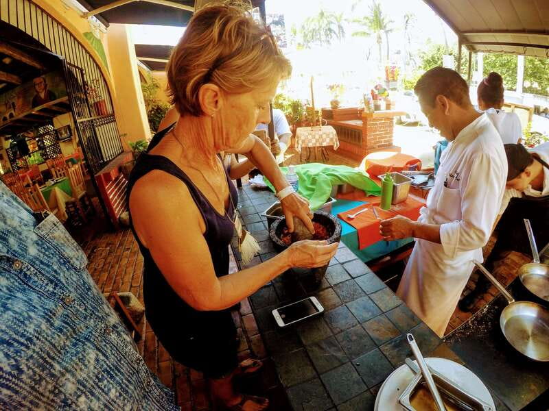 .Acapulco Market Hands On Mex Cooking Class Mezcal & Coffee - Entering the Municipal Market