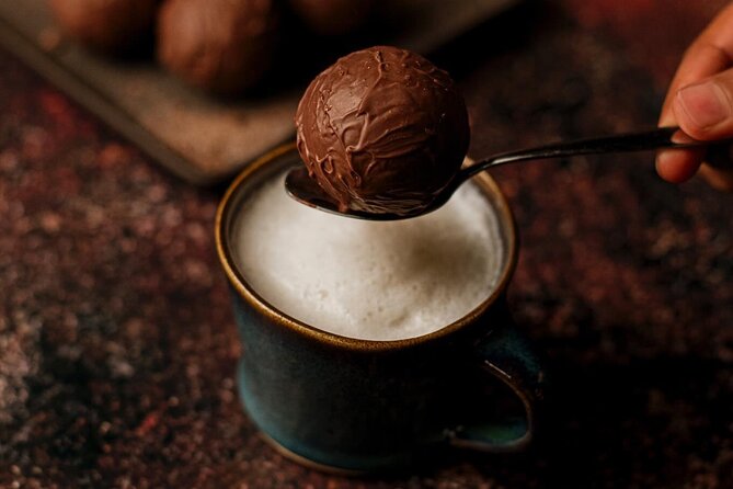 African Origin Coffee and Chocolate Walking Tour - The canal cruise to the V&A Waterfront