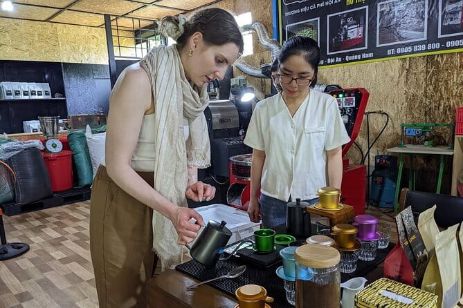 Authentic Vietnamese Coffee Making Experience in Hoi An - Choosing between egg, coconut, and salt coffee