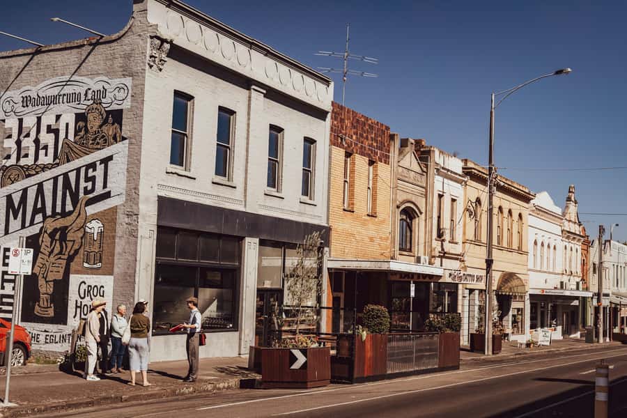 Ballarat: City Tales Guided Walking Tour + Coffee - Ballaarat Mechanics Institute and the Town Hall upstairs