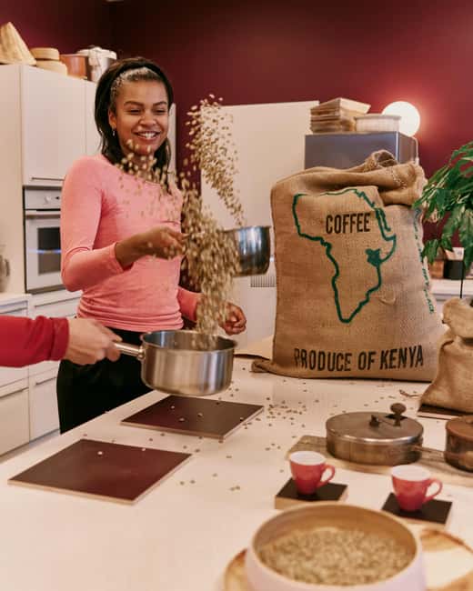 Berlin: DIY Coffee Roasting Workshop - Why a pot makes a good coffee lesson