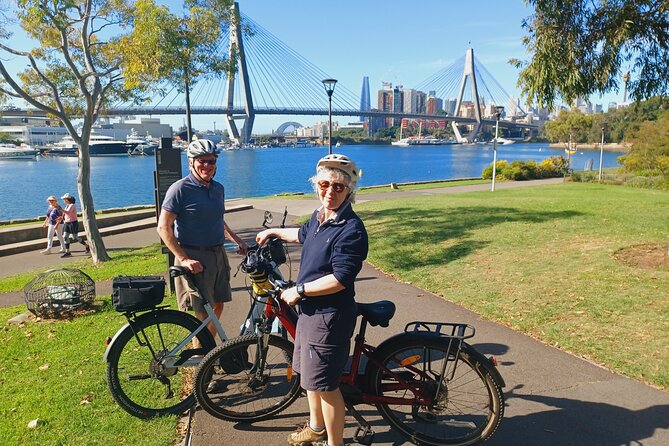 Bespoke Cycle Tours - Sydney Harbour E-Bike Coffee/Lunch Tour - Choosing between the Maritime Museum and S.H. Ervin Gallery