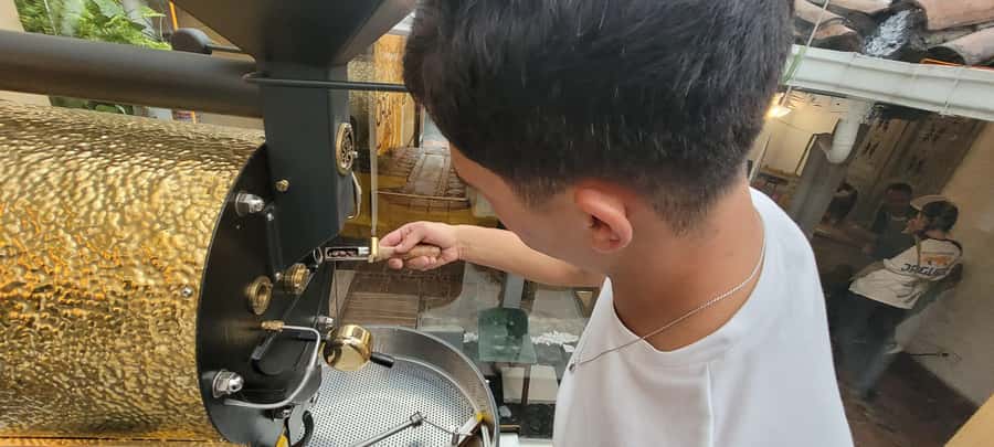 Bogota: Roasting Experience Tour with Exotic Coffee - Starting near Chorro de Quevedo Plaza