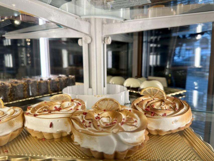 Budapest: Coffee House Tour with Cofffee & Dessert Tasting - From Monarchy-era cafés to communist-era retro spots