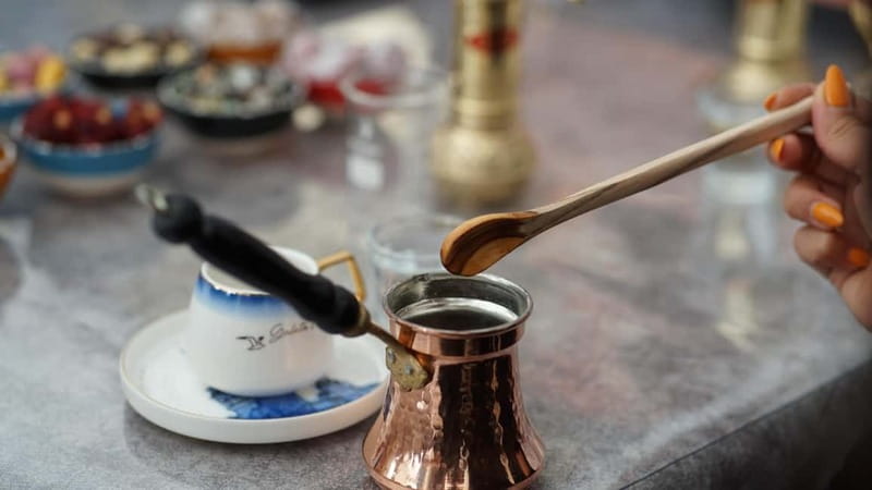 Cappadocia: Turkish Coffee Workshop on Sand & Fortune + Gift - How much personal attention should you expect?