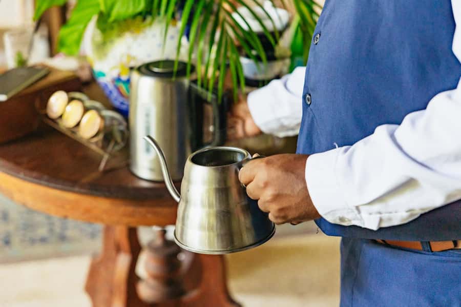 Cartagena: Coffee Tasting - A cafe setting that can change