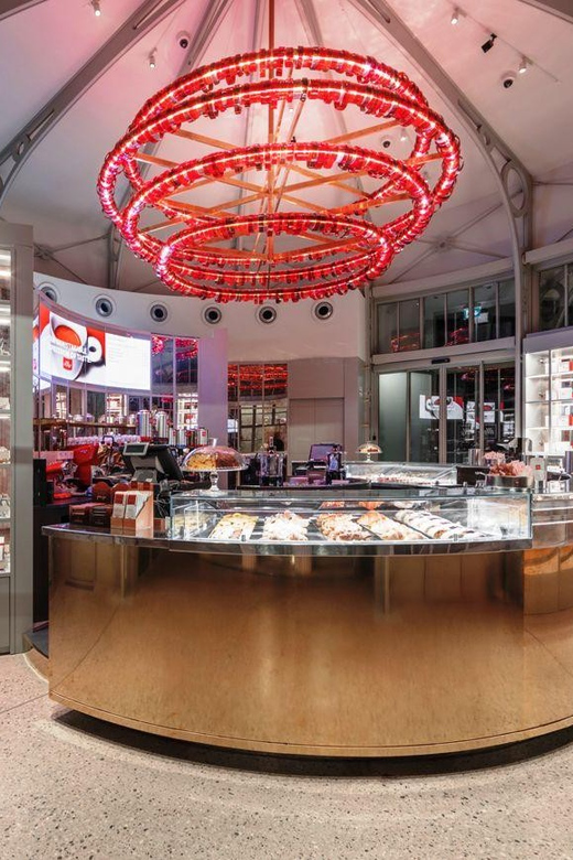 Chill coffee or meal break at illy Caffè in St.Mark's Square - Who Will Enjoy This Café Experience?