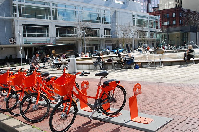Coffee, Donuts & Chocolate Tour - Pioneer Courthouse Square adds the city’s public heart