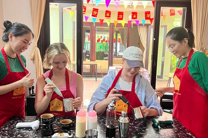 Coffee Making and Banh Mi Class Hoi An - Building your banh mi