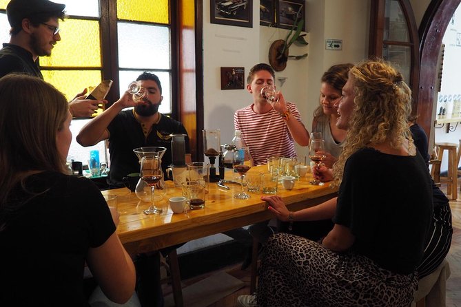 Coffee tasting experience at Divino Café Especial - The House Cake and the Caffeine Question