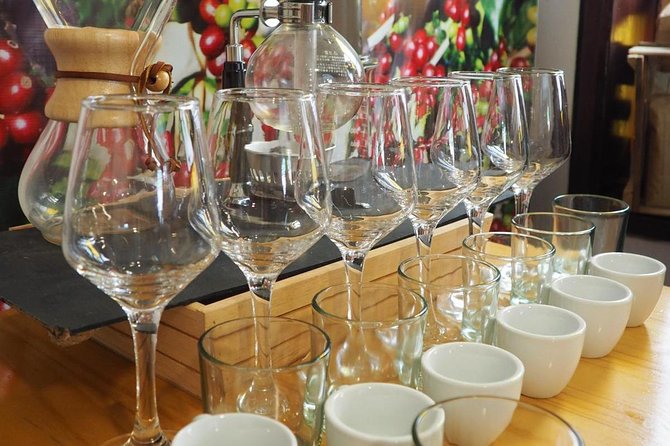 Coffee tasting experience at Divino Café Especial - What Makes the Guide Important
