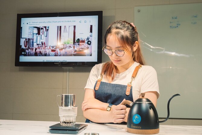 Coffee Workshop in Ho Chi Minh City: Discover the art of coffee - Roasting three levels of coffee