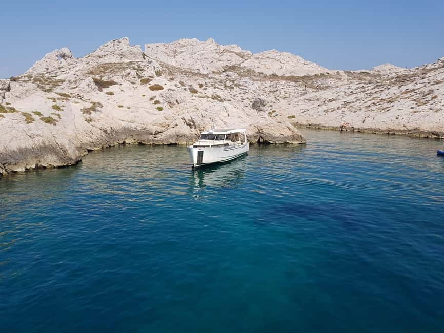 Cruise, Coffee and Swimming in the Calanques of Frioul - Frioul’s 80-minute swimming stop