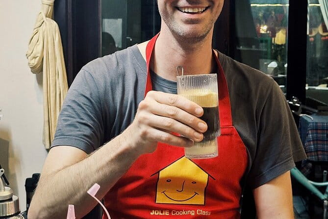 Da Nang Coffee Making and Banh Mi Class - Learning Vietnamese coffee one cup at a time