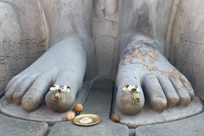 Day trip to UNESCO Belur+Shravanbelgola+Coffee & Spice Plantation - Why this Bangalore day trip works so well