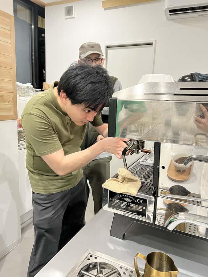 Discover Coffee Experience Latte Art Workshop at Tokyo - Starting with espresso, the base of the cup