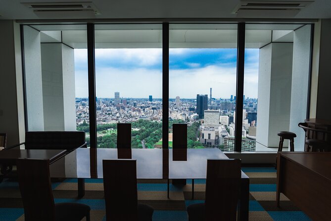 Discover Japanese Politics Over a Coffee in Tokyo - Practical details that affect your decision