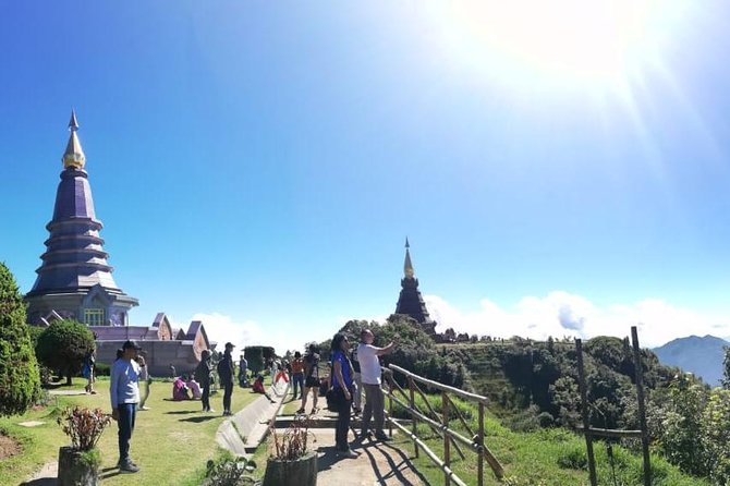 Doi Inthanon Day Trip:Twin Pagodas,Soft Hiking,Coffee Plantation - Leaving Chiang Mai for Doi Inthanon