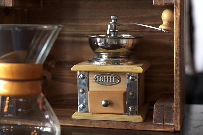 Dominican Coffee Tasting and Pairing Experience - Learning which coffee has the most caffeine