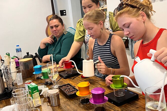Drip Craft Coffee Workshop-Discover 4 Famous Types of Viet Coffee - Making cà phê sữa đá, the familiar starting point