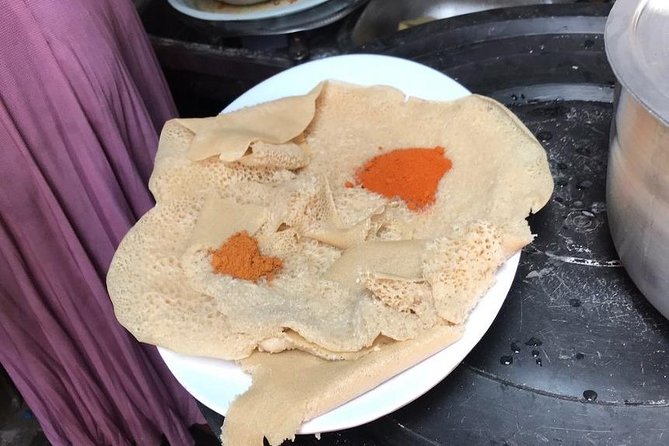 Ethiopian Culinary Tour - Market, Food, Coffee Ceremony & more - Making injera instead of simply eating it