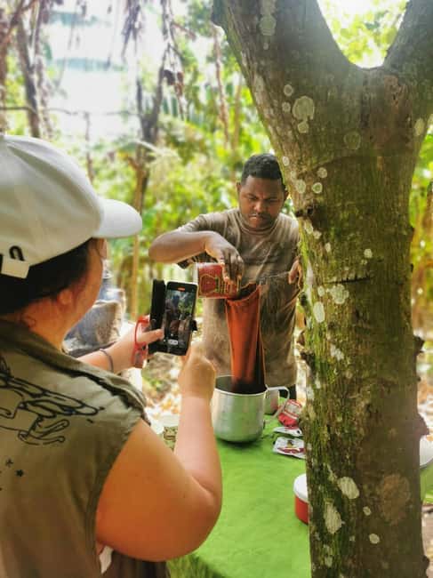From Puerto Plata Priv: Cocoa, Coffee, Cigars & Local Market - Mountain roads, a viewpoint and the long return