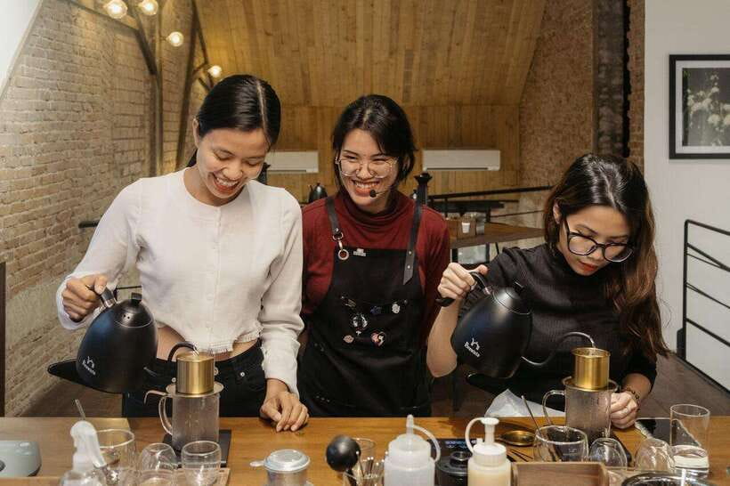 Hands-on Discovery of Vietnamese Coffee & Culture - The guides make the difference