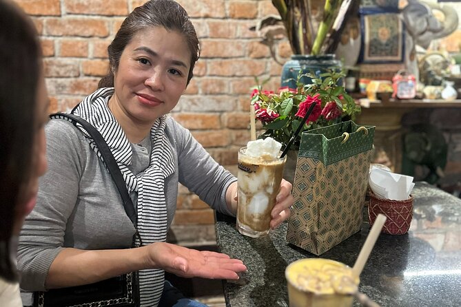 Hanoi Coffee Culture Tour: Sip, Taste & Hear Local Stories - Hoan Kiem Lake and the legend of the returned sword