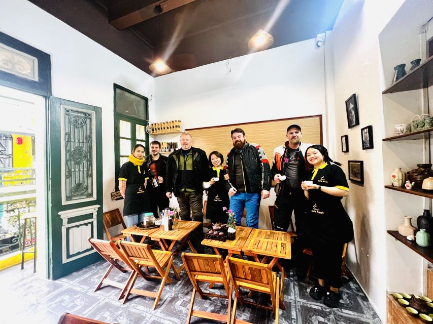 Hanoi Egg Coffee Class - Comparing Hanoi and Saigon milk coffee