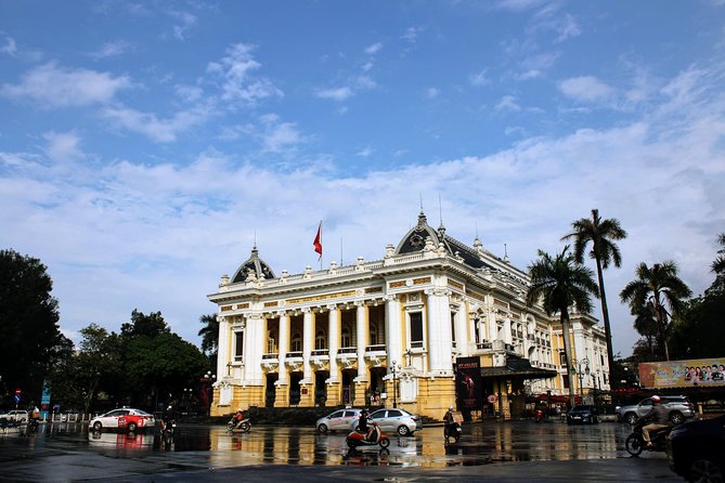 Hanoi French Quarter: Coffee and Stories - Hoan Kiem Lake and Turtle Tower