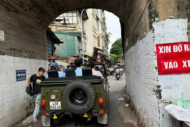 Hanoi Jeep Night Street Foodie Tour, Train Street and Egg Coffee - Starting in the Old Quarter at 6:00 p.m.