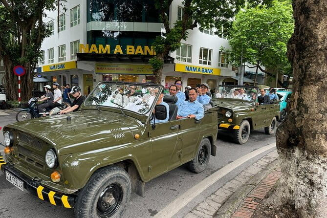 Hanoi Jeep Night Street Foodie Tour, Train Street and Egg Coffee - How much food is included for $79?
