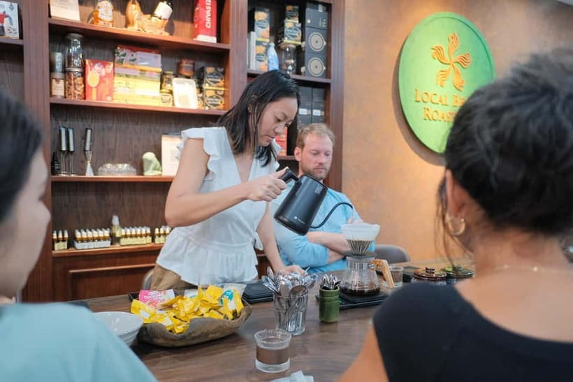 Hanoi Ultimate Coffee Workshop: Make, Learn & Taste - Learning the tools instead of watching from the side