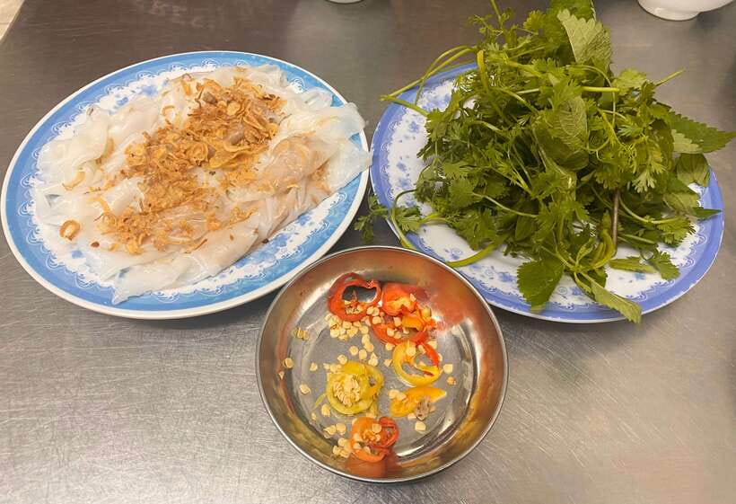 Hanoi: Vietnamese Street Food Tour with Egg Coffee - Price, group size, and timing