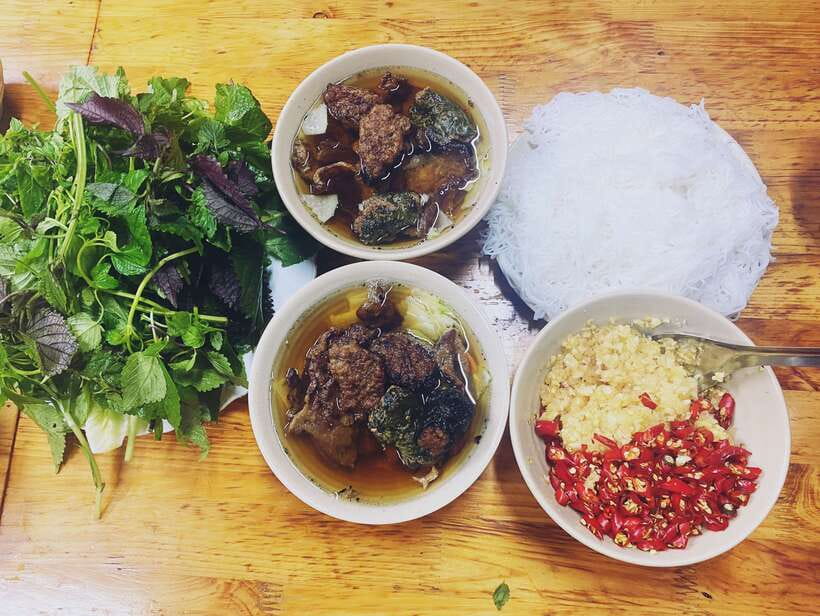 Hanoi: Vietnamese Street Food Tour with Egg Coffee - The Old Quarter is part of the meal