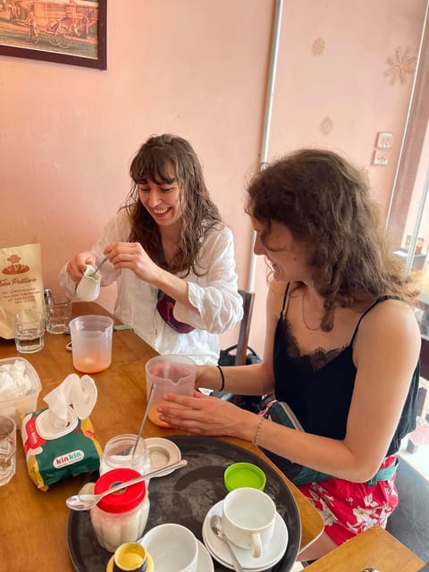 HCMc Egg Coffee Class in 1 hour with local intructor & snack - How Long the Class Feels