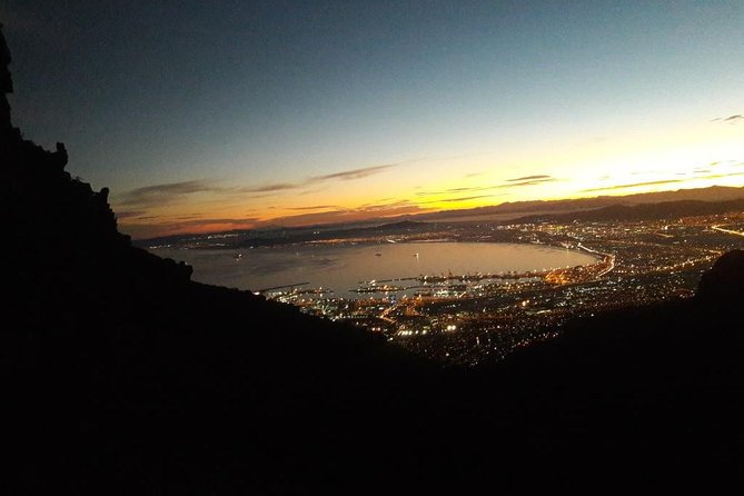 Hiking Lion's Head for sunrise, coffee & hotel Pick-up & Drop off - The return to the car park takes about 45 minutes