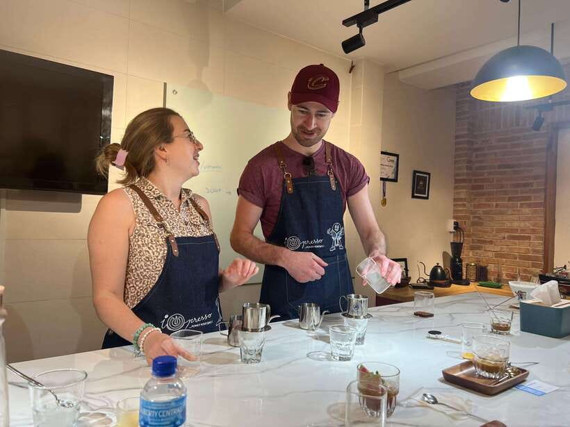 Ho Chi Minh City: Coconut/Eggs Coffee Making Class - Making coconut coffee with fresh ingredients