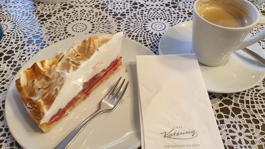 Innsbruck: Sweets & Coffee Tour - Private Guided Tour - Golden Roof, the city’s best-known symbol