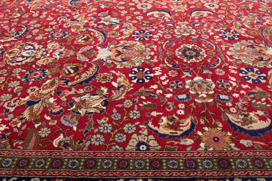 Istanbul: Guided Shopping Trip with Turkish Coffee Tasting - Ceramics and tiles, with a hands-on twist