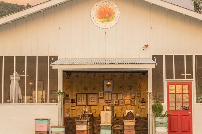 Kona Tour: Bee Farm, Kona Coffee, and National Historical Parks - Who will enjoy this tour most