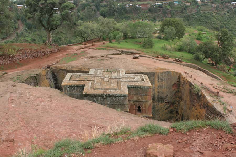 Lalibela: Churches Full-Day Private Tour w/Coffee Ceremony - The northwestern churches: a strong start