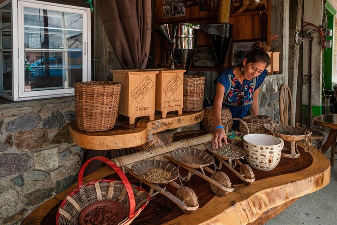 Local Coffee Tasting and Cultural Experience - What the guides add to the day