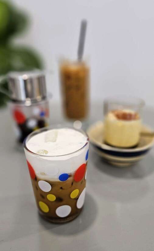 Make 3 Regions Iconic Vietnamese coffees: Brown, Salted, Egg - Learning to use the traditional phin