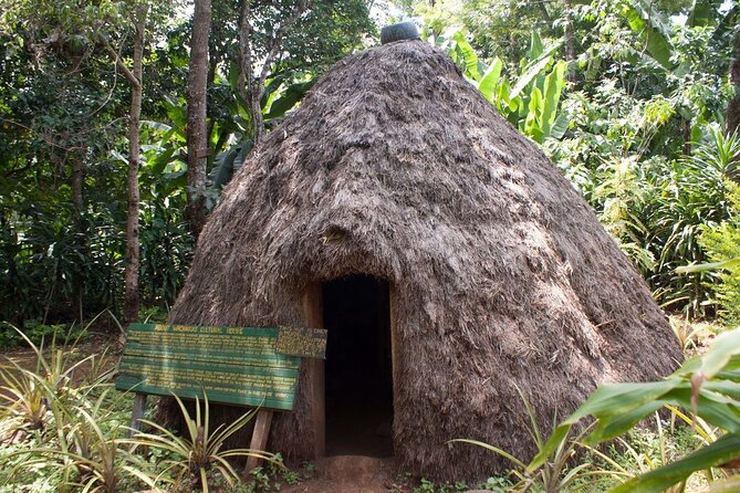 Marangu waterfall & Coffee making Cultural Tour | BURIGI CHATO SAFARIS CO LTD - A lunch that adds real local flavor