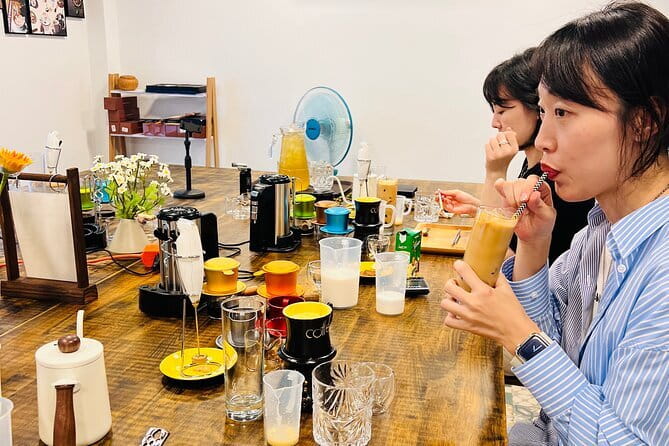 Mastering Egg Coffee-Course on 4 traditional types of Viet coffee - Sea salt coffee: a small change with a big effect